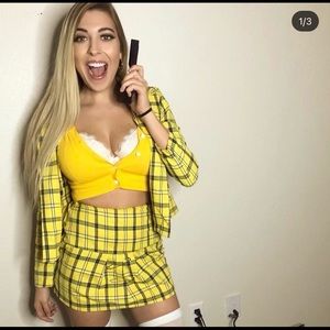 Clueless Cher Horowitz halloween costume